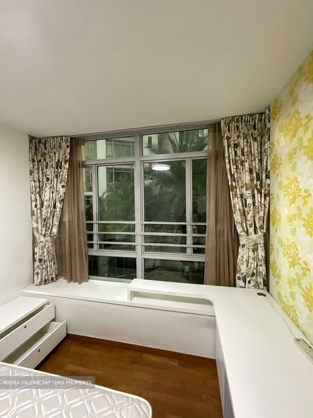 The Lakeshore (D22), Condominium #567690031